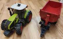 Traktor Bruder Claas Axion 950 z ładowaczem czołowym +przyczepa Bruder