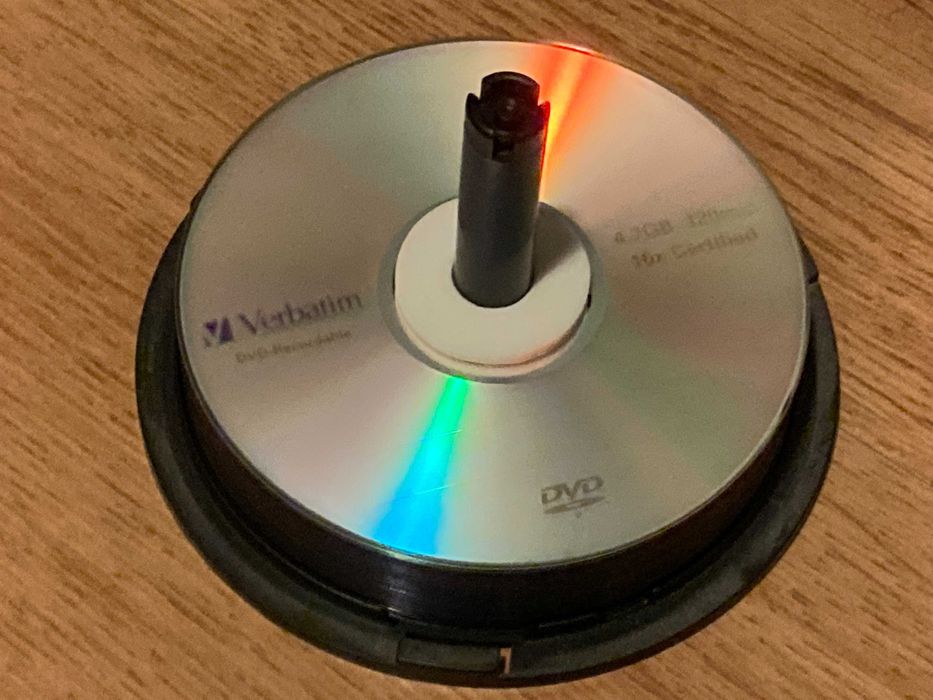 15 Verbatim Recordable DVDs64550368846850123