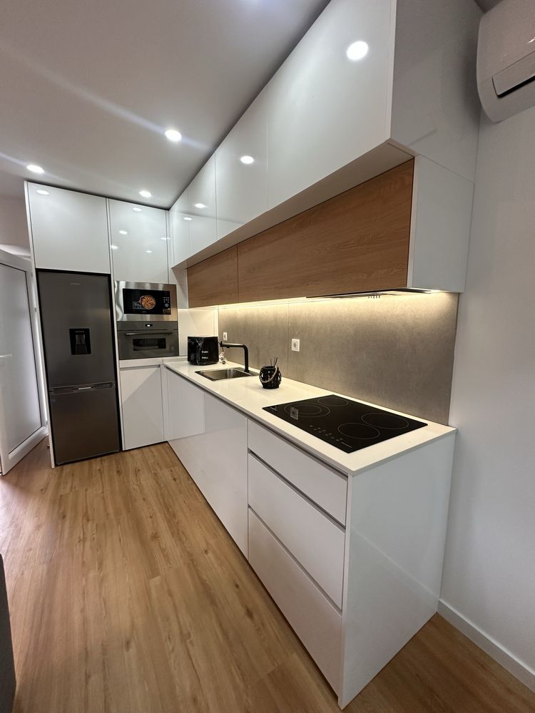 Andar moradia T2 com terraco junto ao rio douro