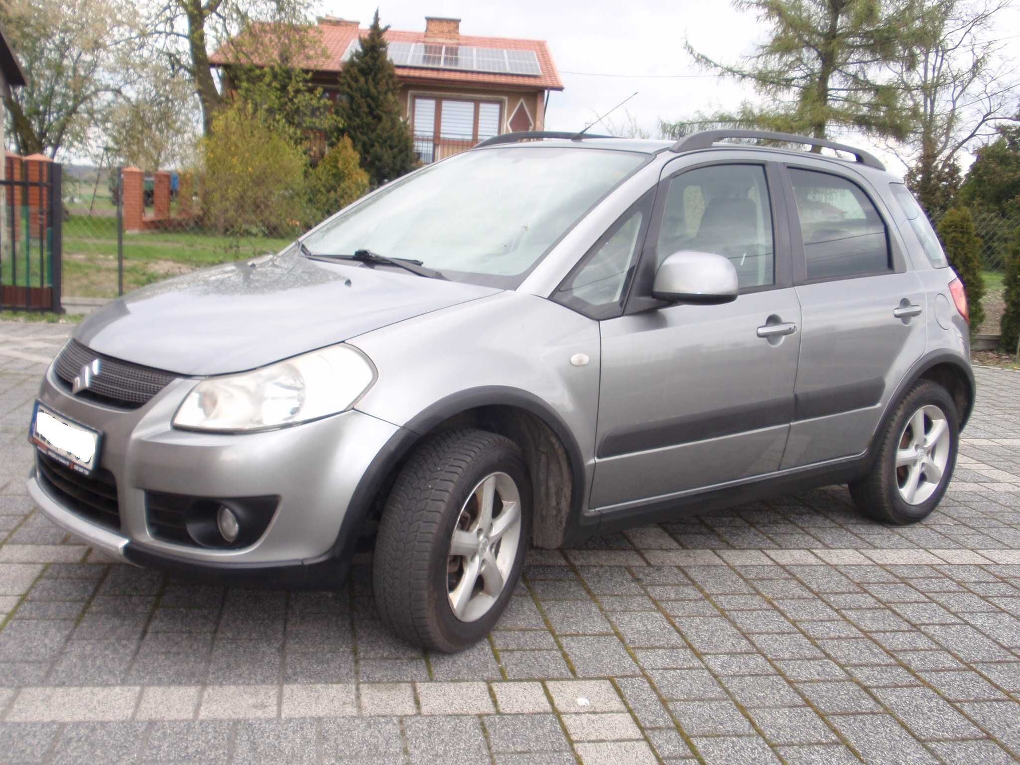 Zadbane Suzuki SX4, napęd 4x4