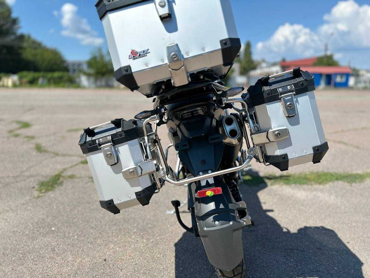 Мотоцикл CYCLONE RX401 2-циліндри, 42к.с,абс,інжектор