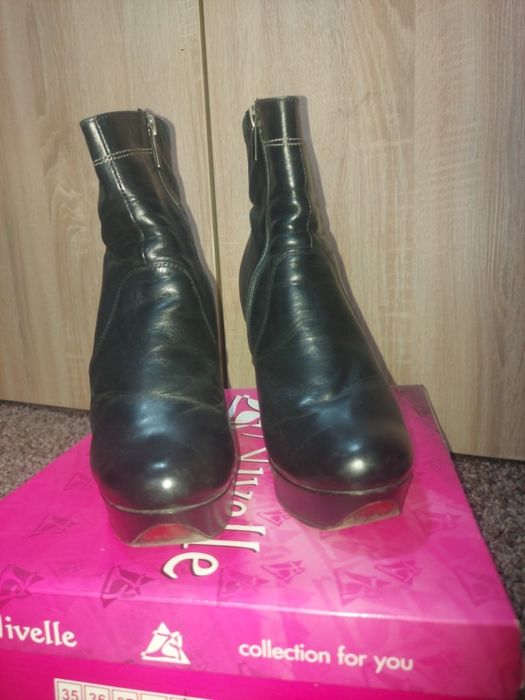 Напівчобітки шкіряні весняні