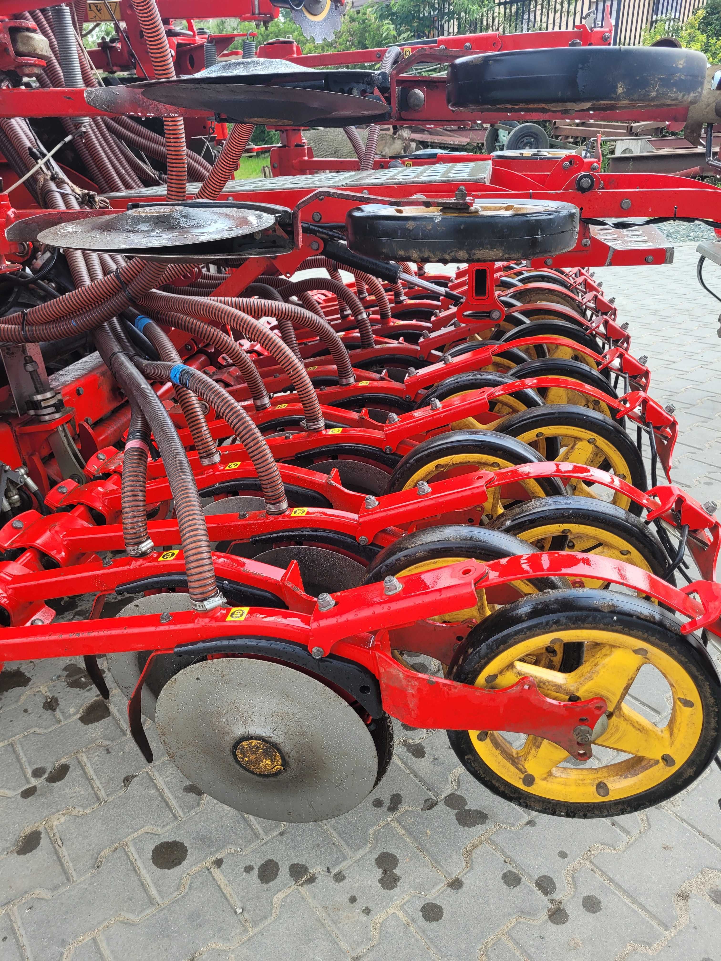 sprzedam siewnik Vaderstad SPIRIT ST400 strip Drill