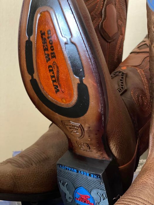 Ковбойские сапоги высшего качества ( Канада)