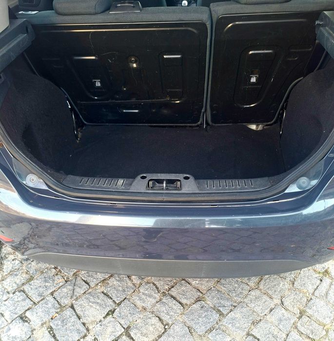 Vendo Ford Fiesta 1.4 tdci Trend 2010