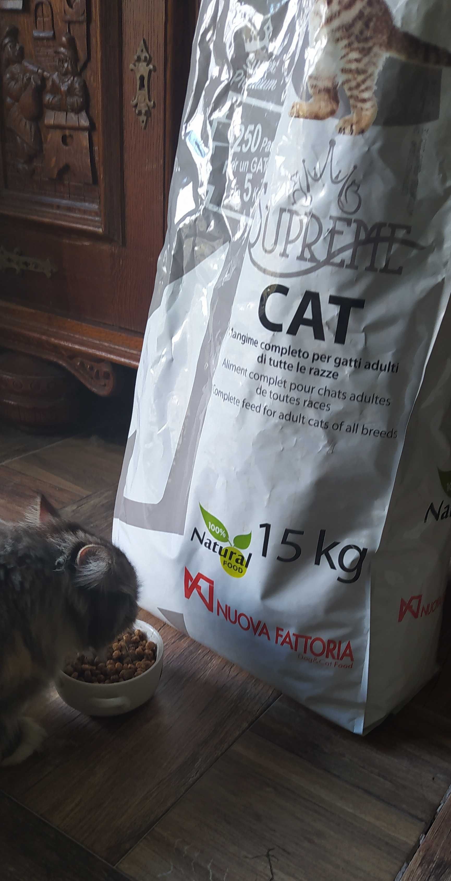 Karma dla kota supreme Cat 2 kg