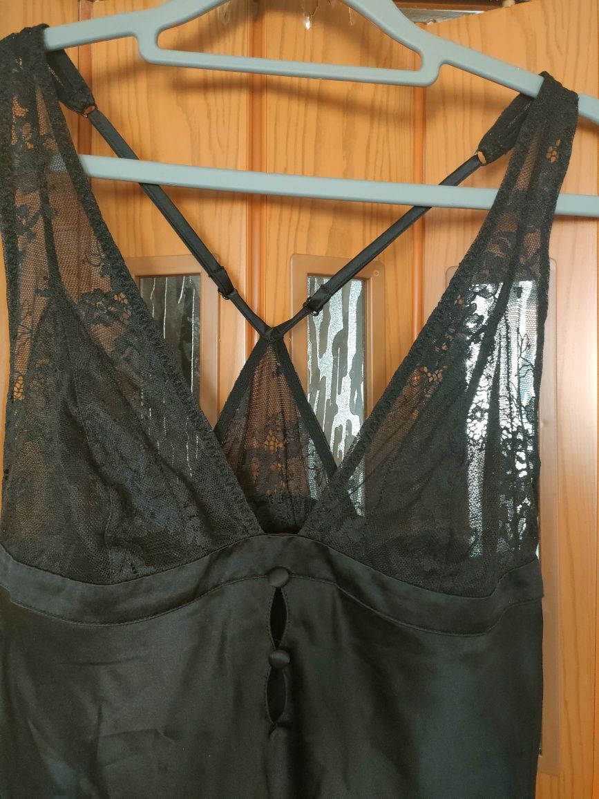 Koszulka nocna Triumph S/M .Z koronką.