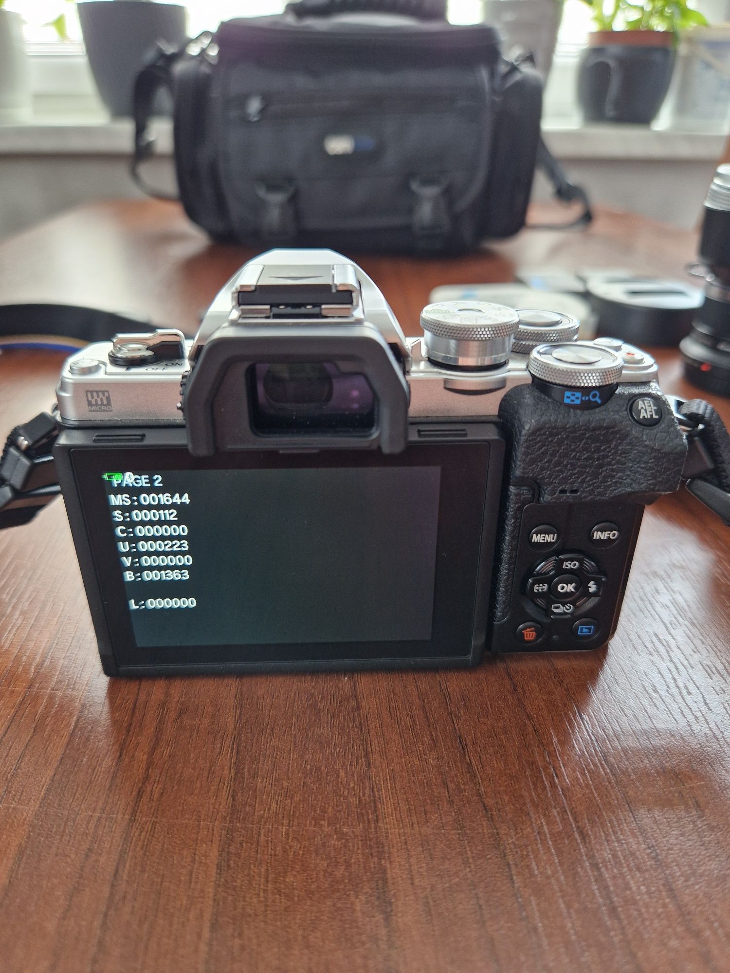 Olympus e-m10 mark IV SUPER ZESTAW