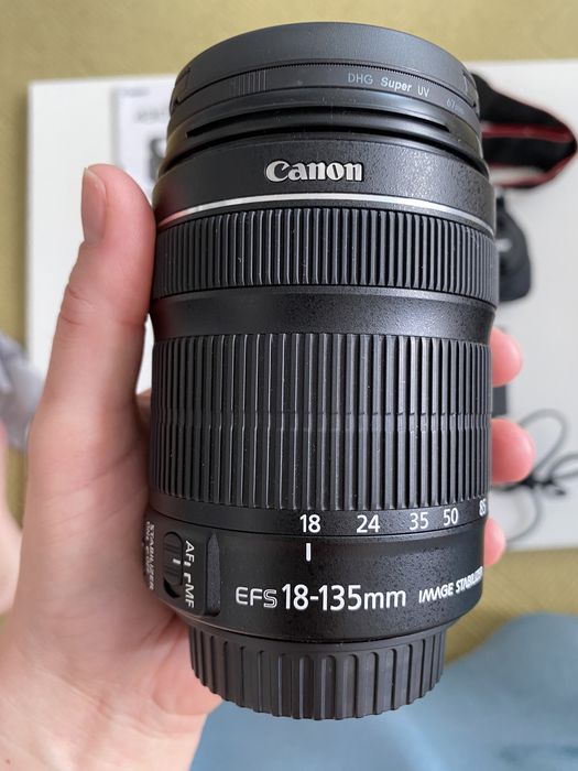 Canon 700D + 2 об’єктива, спалах, насадки, пам‘ять 64гб