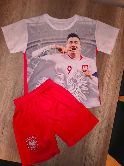 Strój Roberta Lewandowskiego Polska rozmiar 122/128 stan bdb
