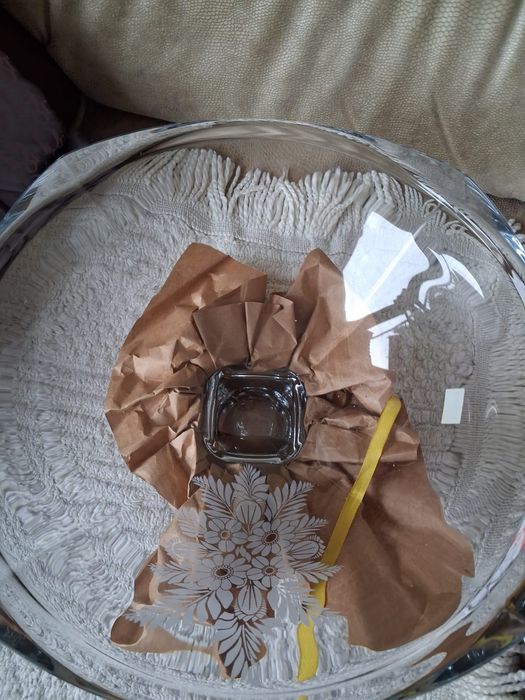 Большая хрустальная ваза подарочная