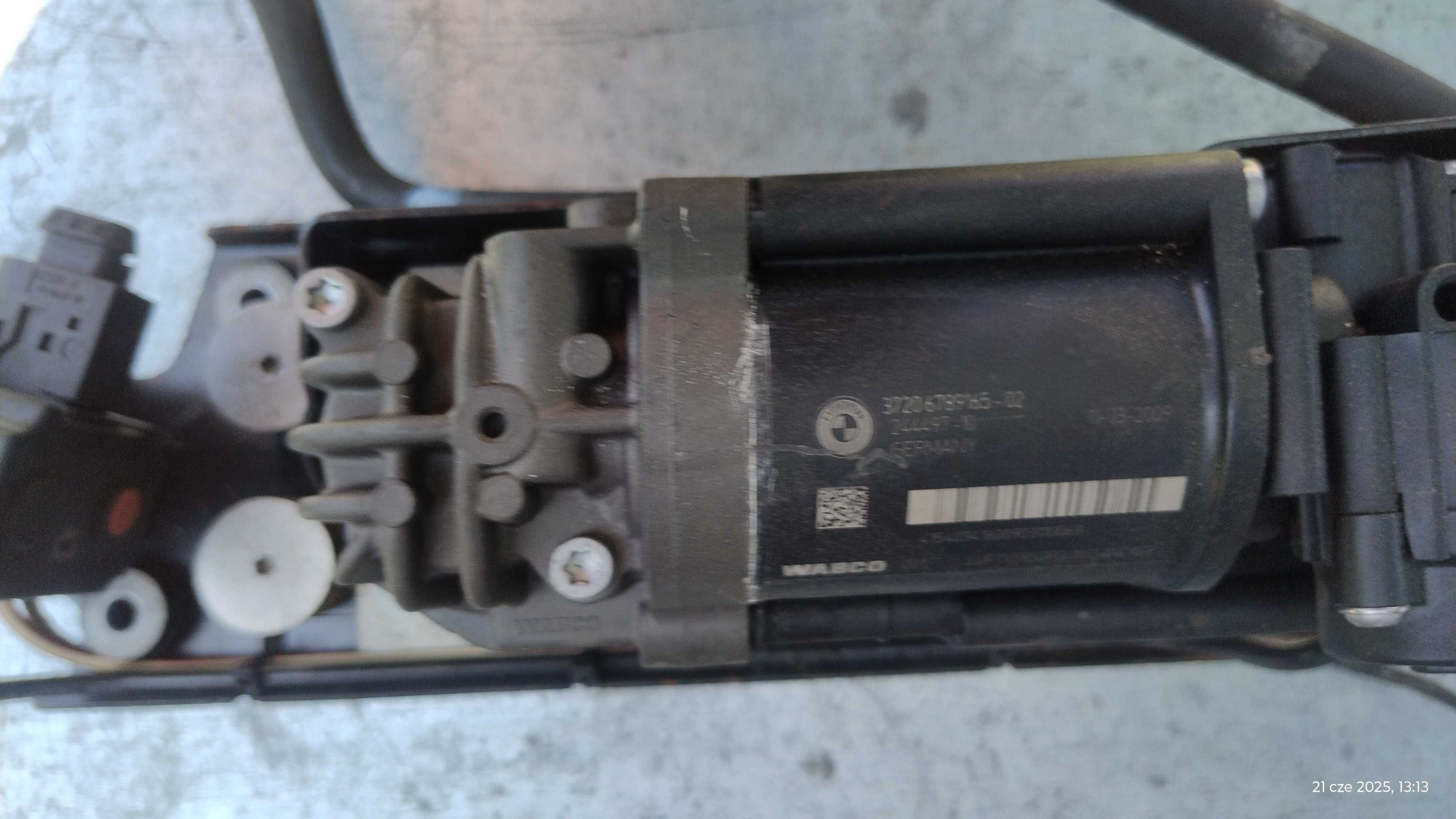 Kompresor nivo zawieszenia bmw x5 e70 zawieszenie pneumatyczne czesci