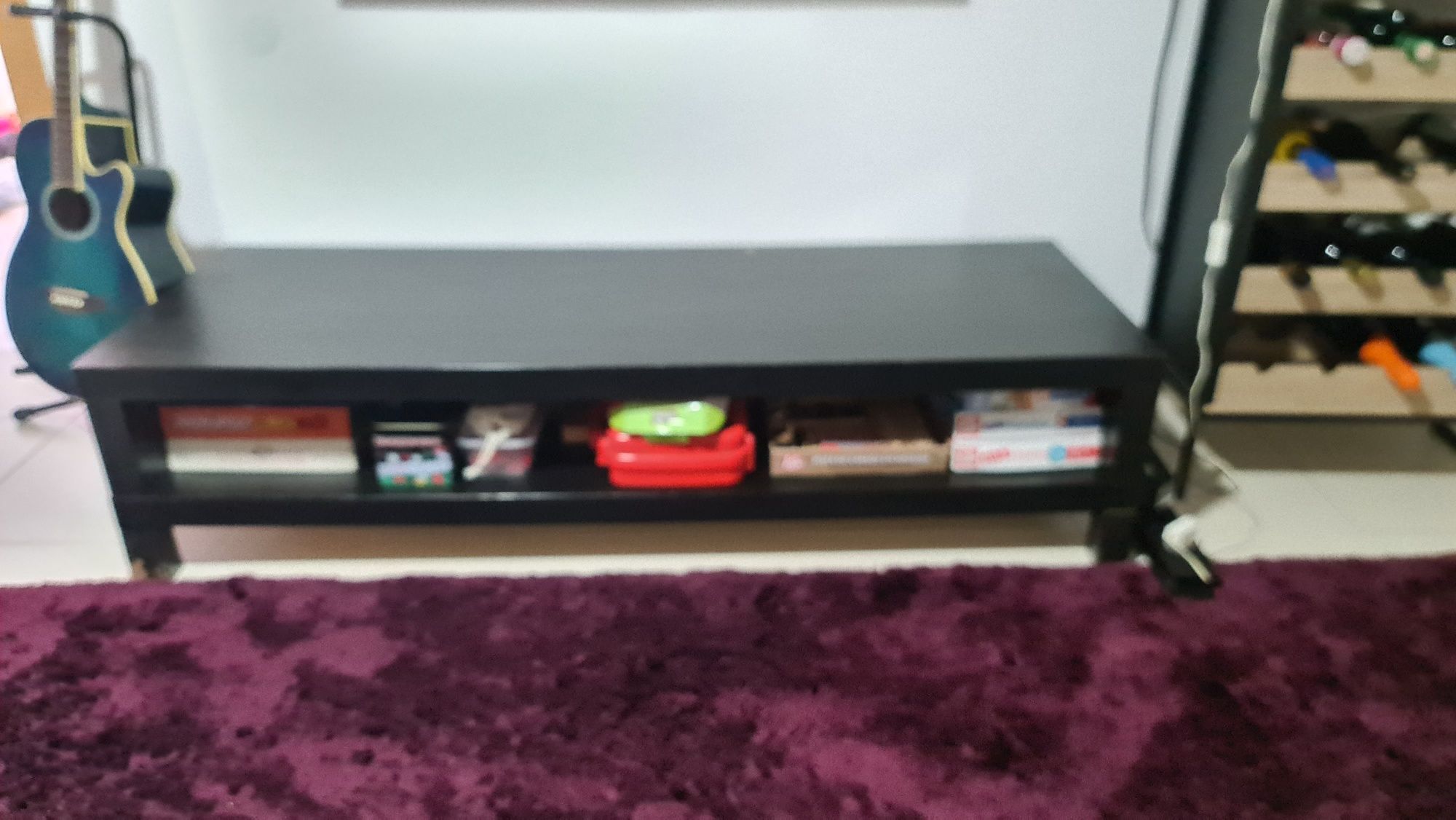 Mesa de TV.        .