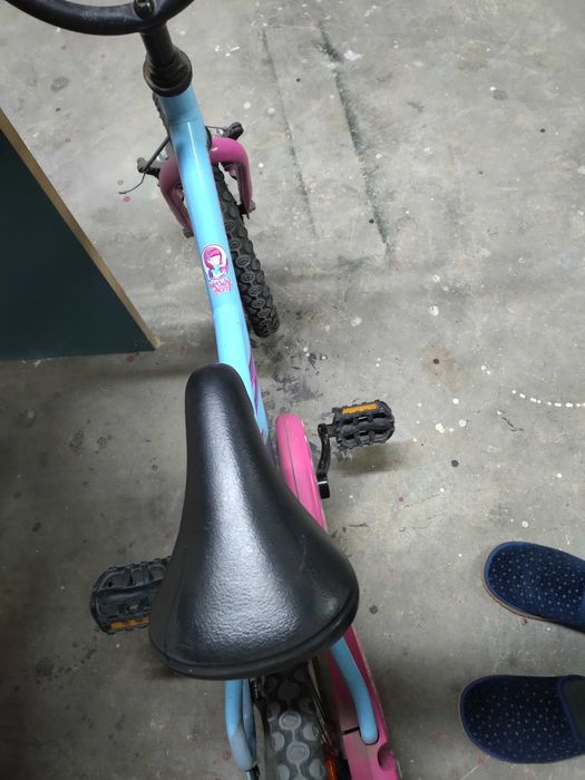 Bicicleta para menina com pedal