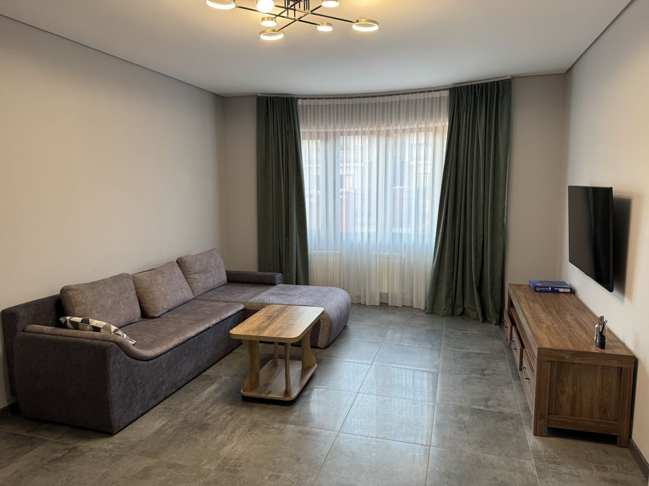 Оренда будинка (Таунхаус), Набережна