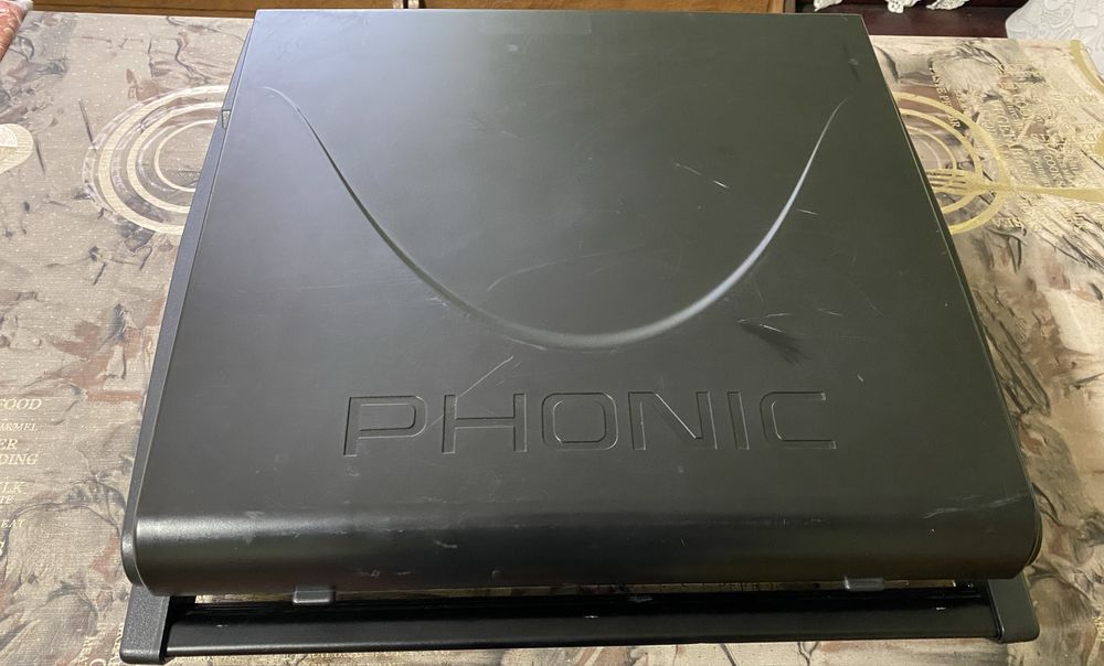 Активний мікшерний пульт - Phonic POWERPOD 1860 Plus