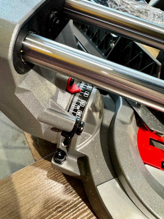 Piła ukośnica z posuwem M18 Milwaukee 2733-20 piła ukosowa PROMOCJA