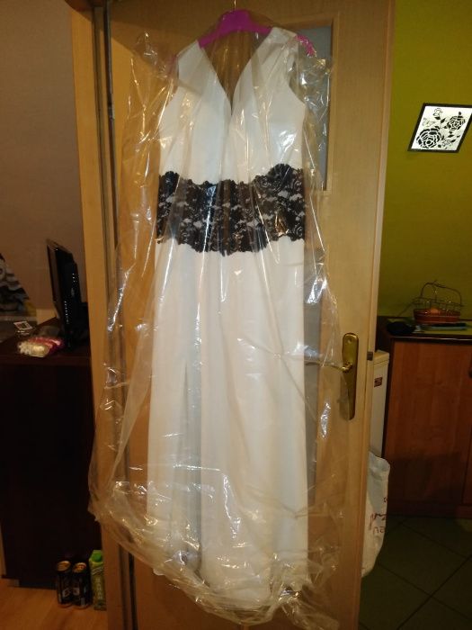suknia ślubna duża
