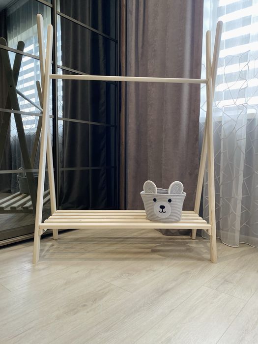 Велика стійка для одягу та взуття