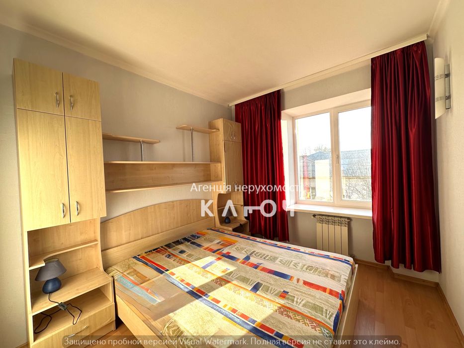 Продаж 2к квартири в ЦЕНТРІ! Меблі та техніка!