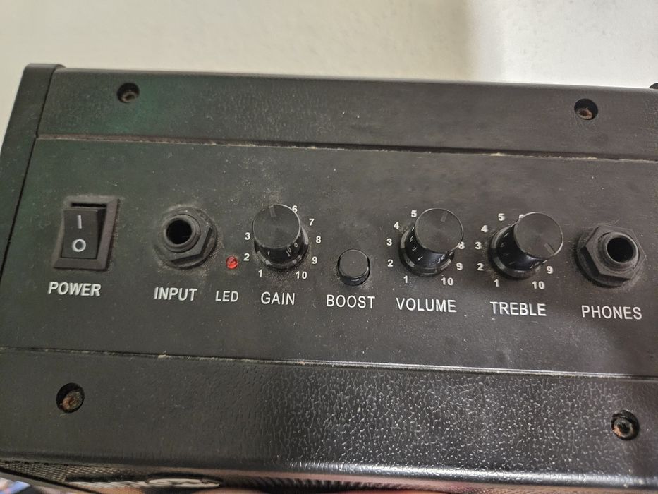 Amplificador guitarra Rockjam