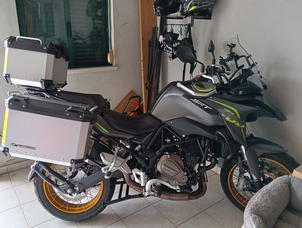 Qjmotors srt 700 x como nova