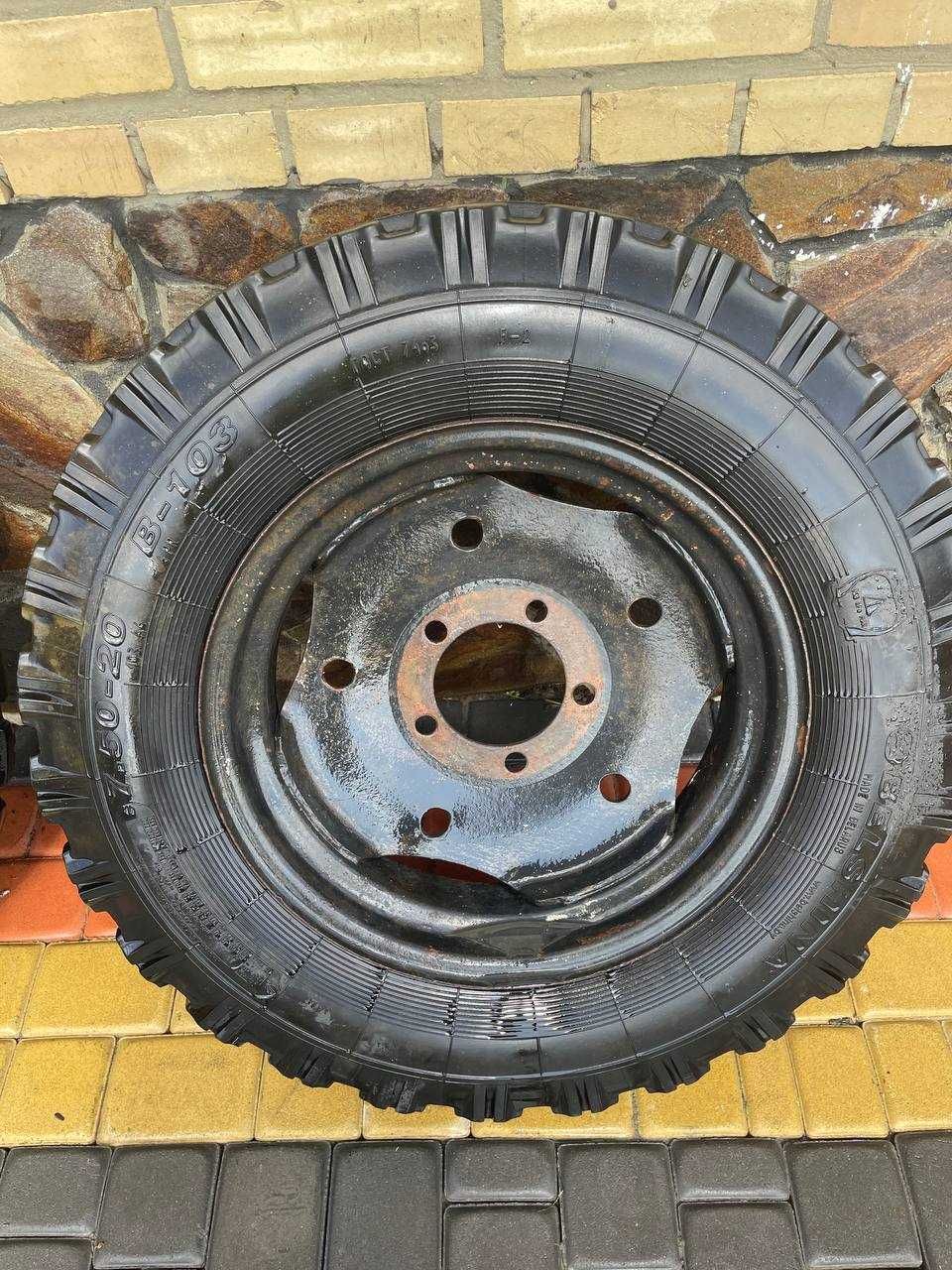 Продам передні колеса до трактора