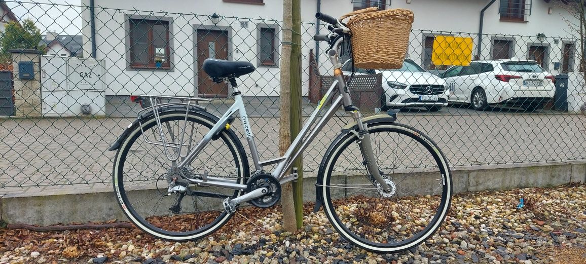 Gazelle allure limited AXA Shimano Dunlop