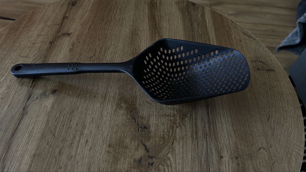 Duza łyżka chochla do klusek i nie tylko