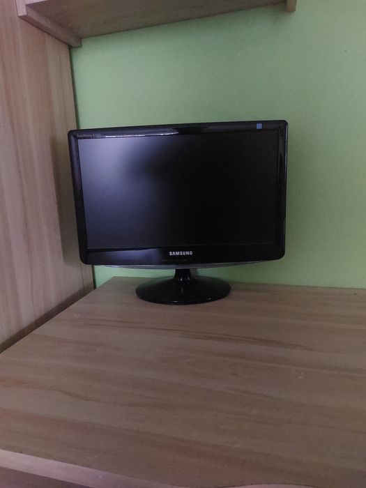 monitor Samsung B1930N czarny używany 18,5"