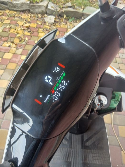 Електроскутер Maxxter Neon 2500вт новий