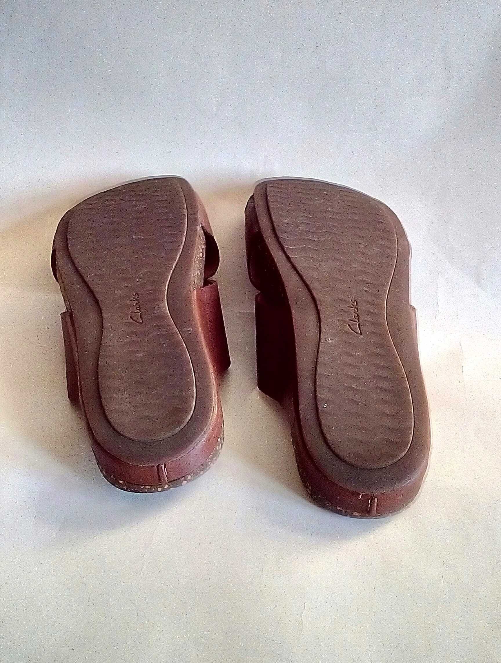 Klapki skórzane Clarks 39,5 skóra naturalna