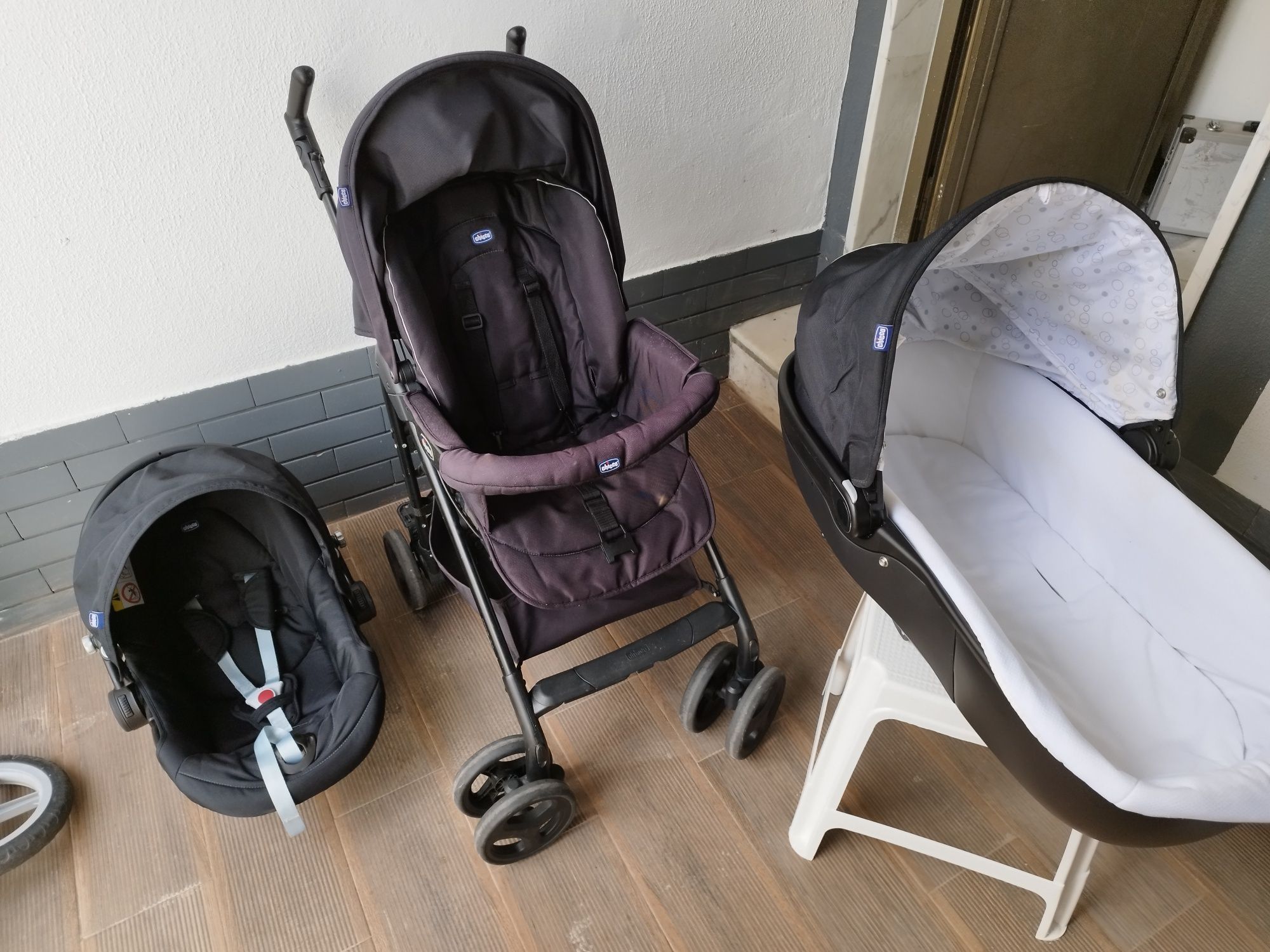 Carrinho de Bebé Trio CHICCO Sprint Black Night