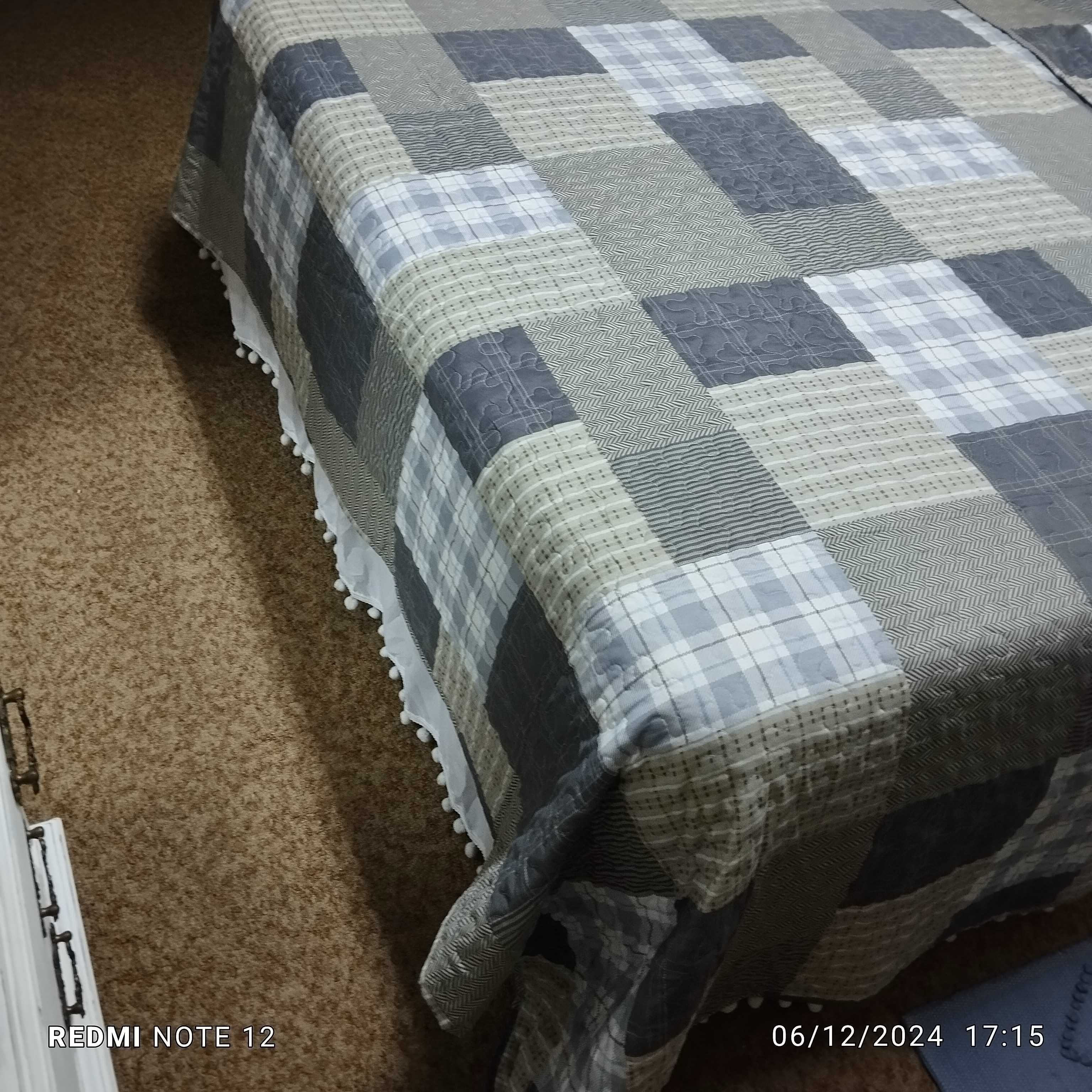 Edredão King com 2 capas de almofadas