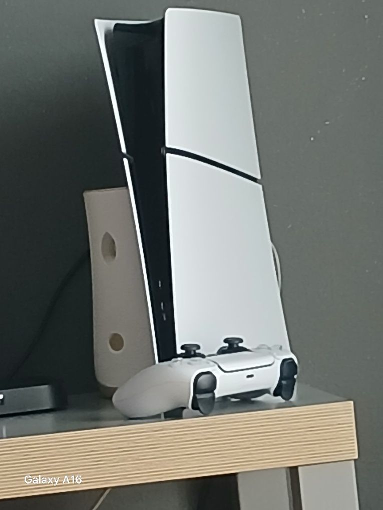 Vendo ps5 igual a nova
