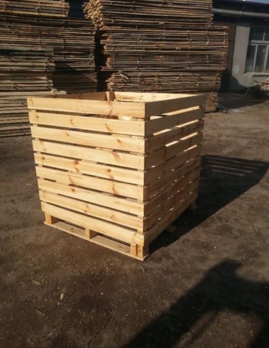 Skrzyniopalety skrzynki skrzynie boxy palety