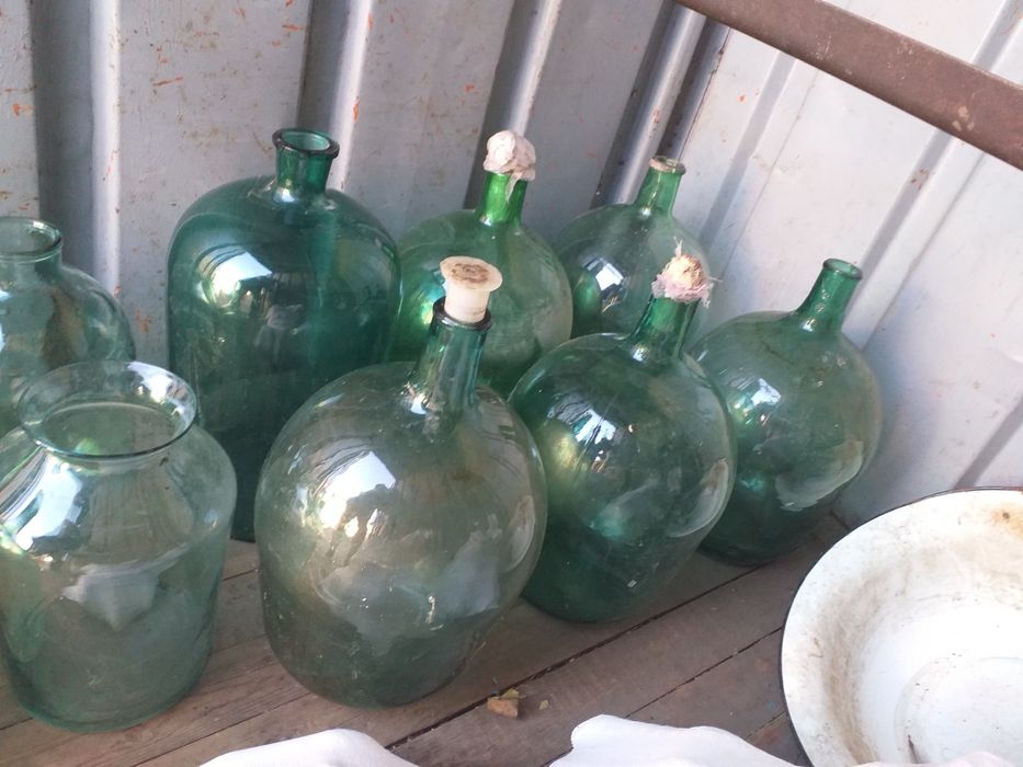 Бутлі бутиля 20л та 10л