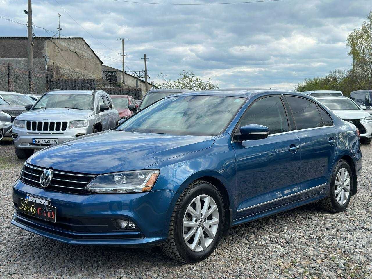 Авто Volkswagen Jetta 2017