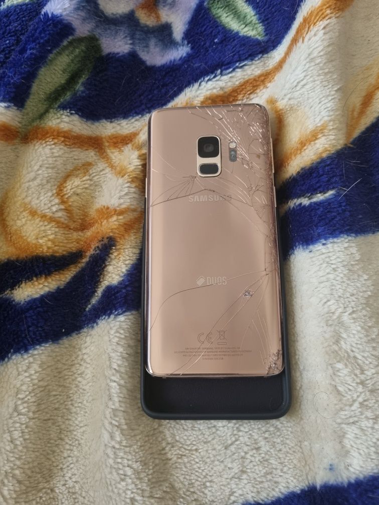 Tenho para venda ou possivel troca este samsung S9