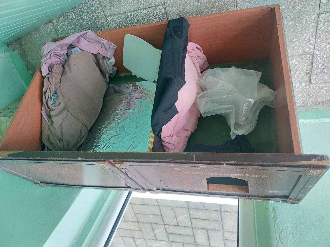 Domek dla kotka z szuflady , dwupokojowy