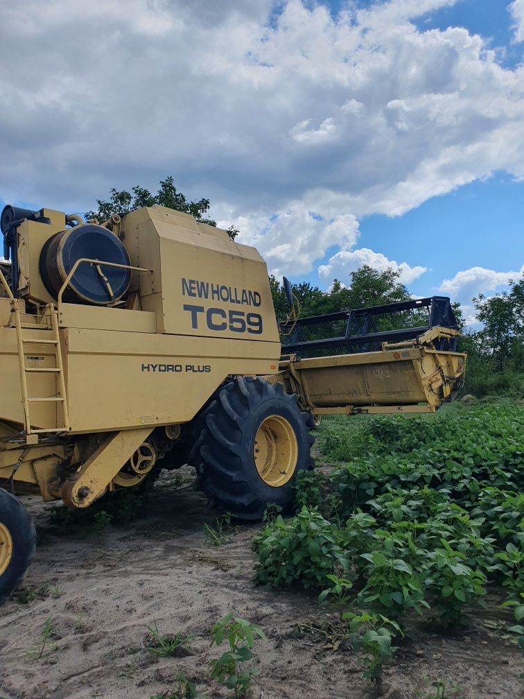 New Holland TC59 HYDRO PLUS 2001