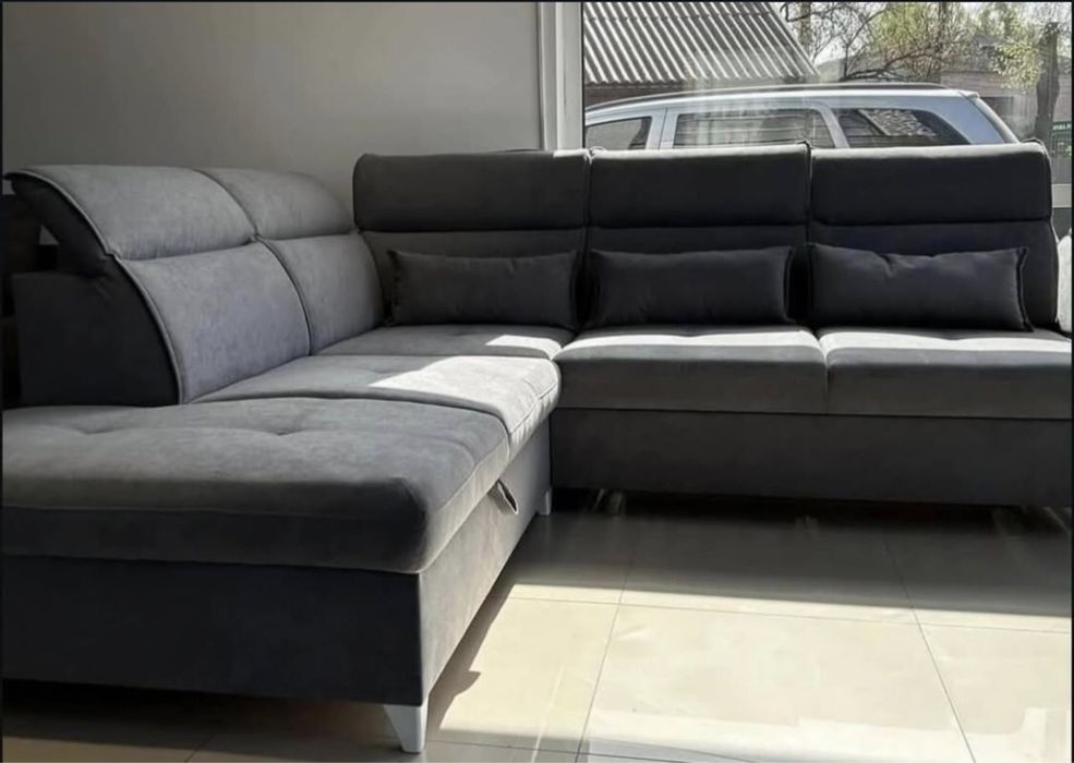 Кутовий диван Баррі розкладний з підголівниками на ніжках