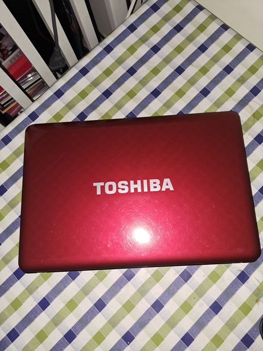 Selling Toshiba Satellite L735 with fault: turns on, turns off, turns on and off for parts64332153601025122