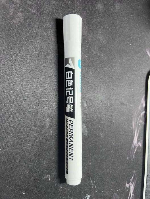 Bialy MARKER pisak wodoodporny OLEJOWY 2.0mm