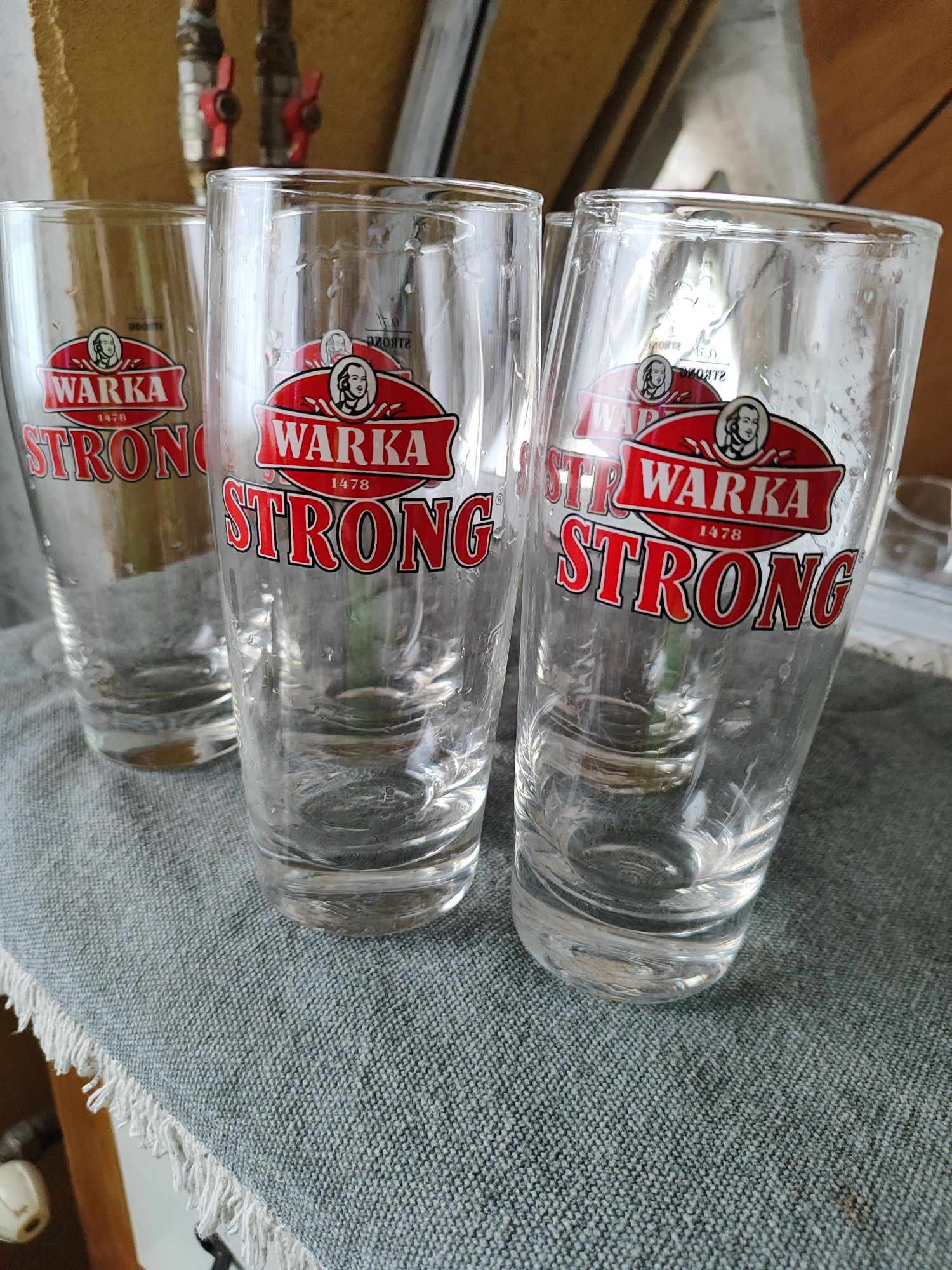 Szklanki do piwa 0.5 Warka Strong12 szt.Nogdy nie użyte.