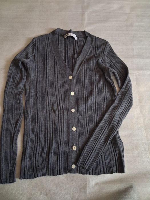 Sweterek damski rozpinany zara