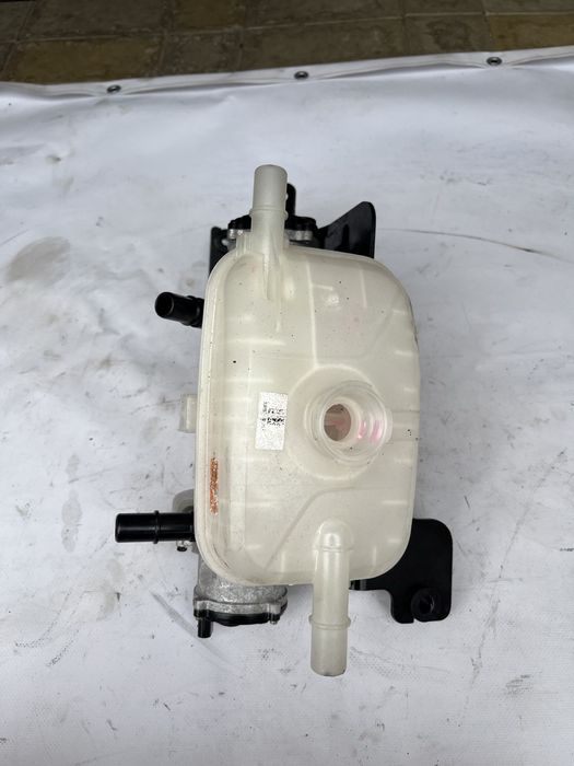 Бачок  kia niro ev