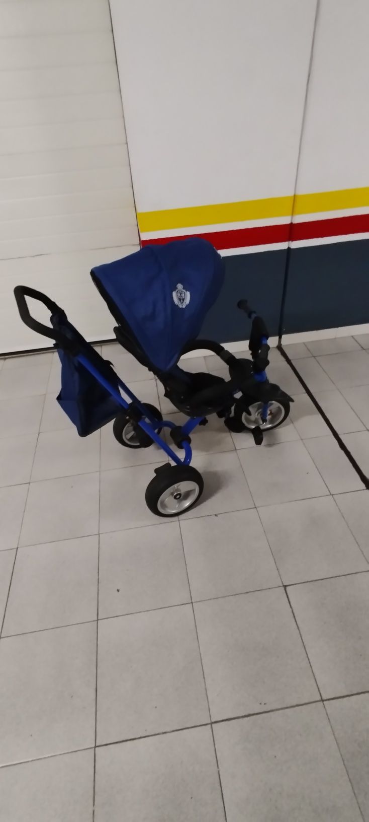 Carrinho de crianças