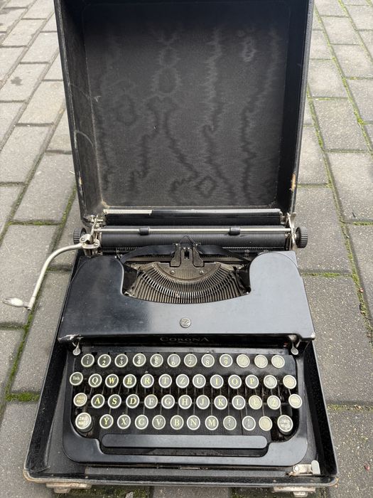 Starodawna maszyna do pisania