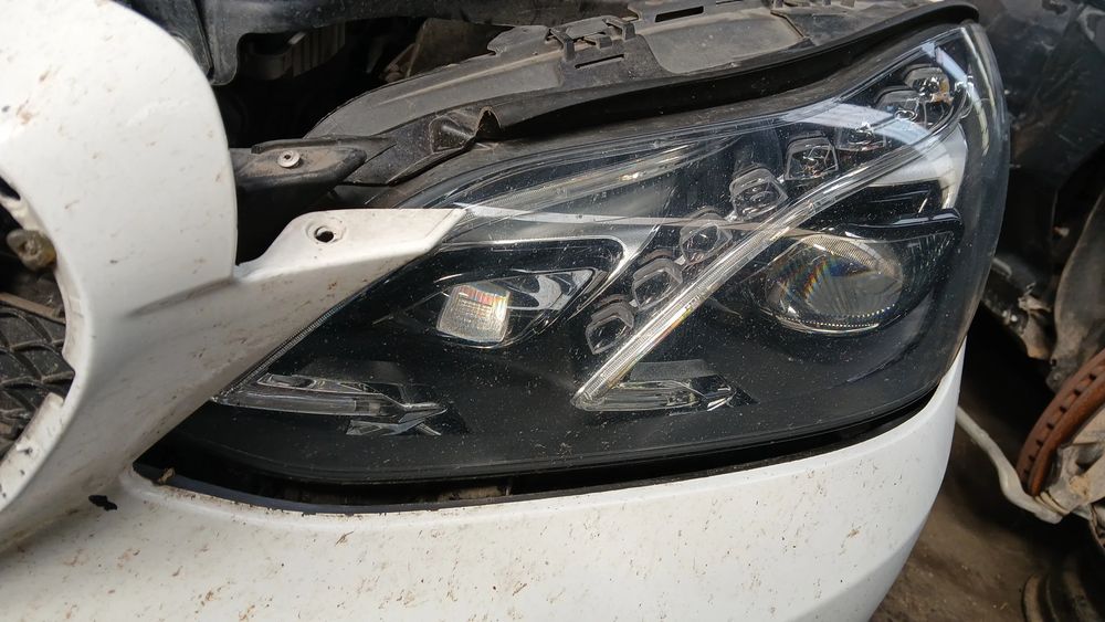 Ótica / farol esquerda MERCEDES-BENZ Classe E (W212)